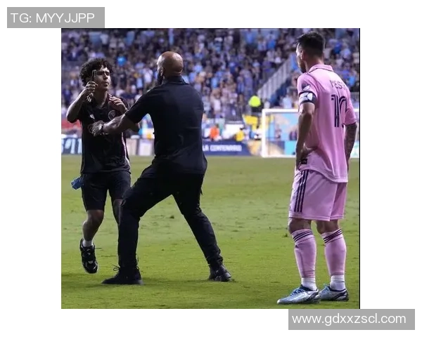 足球明星与普通球员保镖的差异分析与背后隐秘的安全保障体系